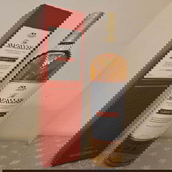 Macallan Classic Cut 2022 . Single Malt whisky.