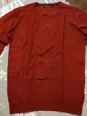 Red pullover size Small like new