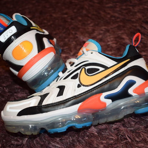 Nike Air Vapormax Evo women's shoes size 38.5 like new, multicolor