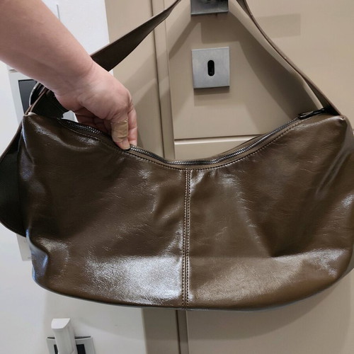 Large shoulder bag new complete
