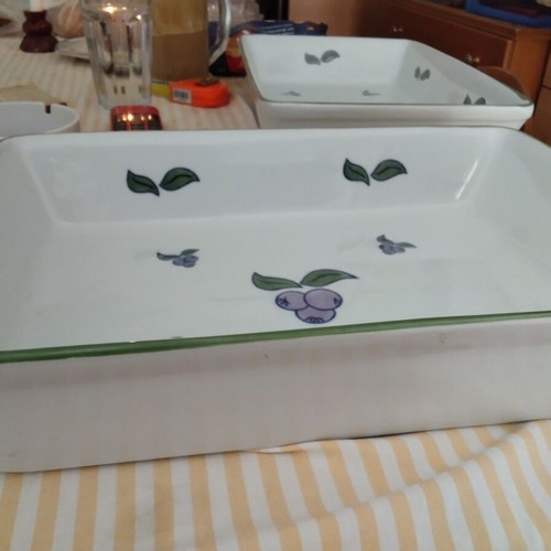 Pyrex heat-resistant ceramics new, set of two