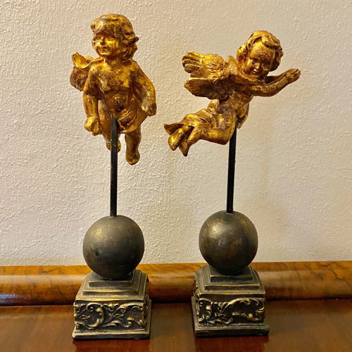 Wooden decorative angels like new