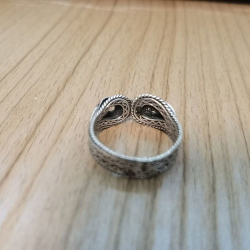 Vintage silver ring with Bulgarian folk motif, filigree (c. 1940–1950)