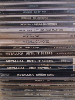 Metallica singles μεταχειρισμένα, πακέτο κουτί