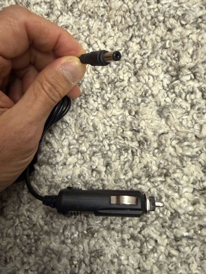 Car charger cable used with DC plug (12V/24V)
