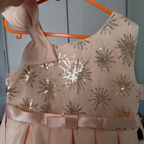 Girls' dress, size 116 cm, age 6 years