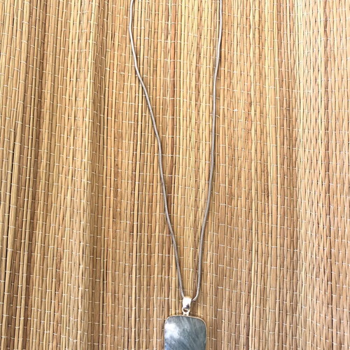 Aquamarine pendant and 925 silver chain new