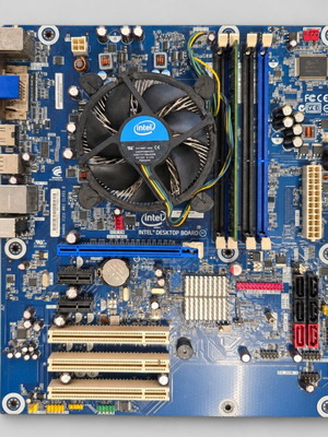 Intel DH55HC μητρική πλακέτα με Core i3-530, 2GB DDR3 και ψύκτρα