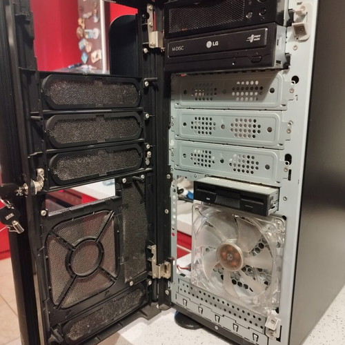 Thermaltake Armor Jr. PC case used, black mid tower