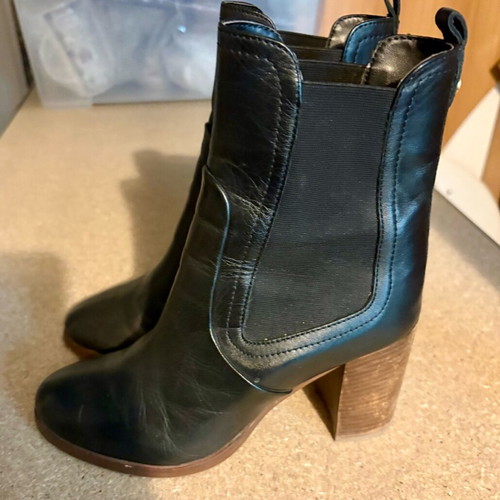 Ted Baker boots used, size 38, black