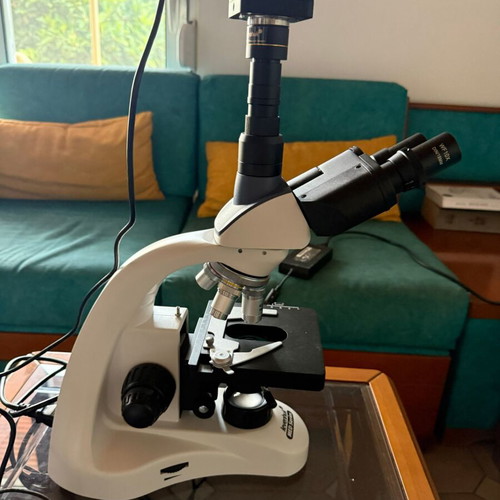 Levenhuk MED D10T microscope with camera like new