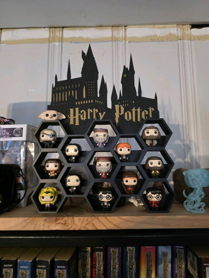 Harry Potter 3D print display stand for 13 Funko Pop figures, plastic PLA