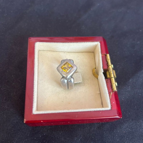 Silver 950 vintage ring with yellow stone used