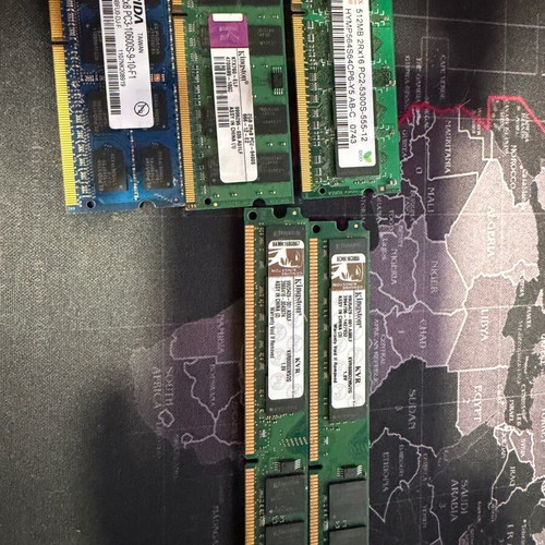 DDR2 RAM memories used, all together