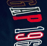 GAP sweatshirt multicolored like new for 3-year-old boy