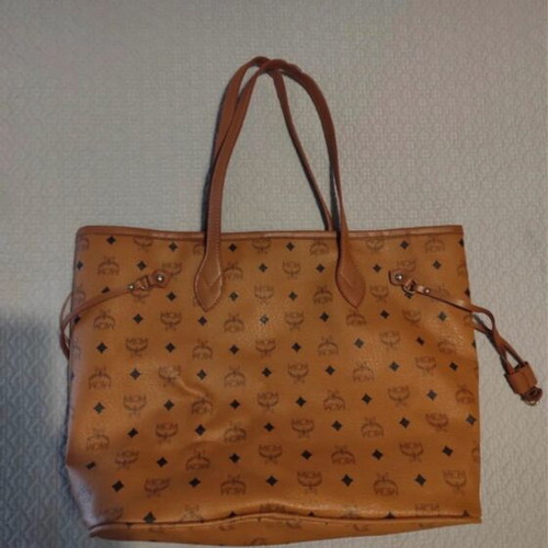 MCM women's bag with wallet