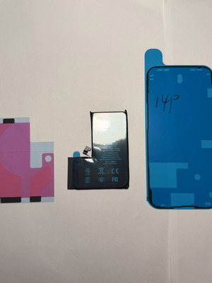 iPhone 14 Pro Diagnostic Battery like new, high quality