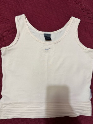 Nike medium sports bra like new