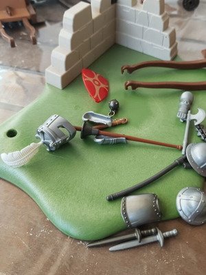 Playmobil 5168 used, good condition with missing parts