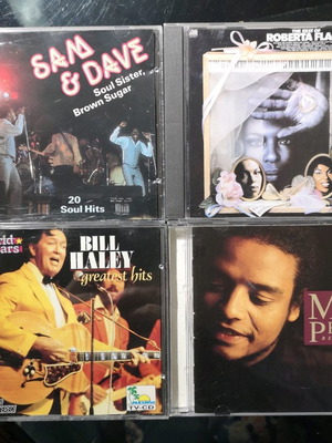 CD pack of 10 pop, rock and soul discs, new