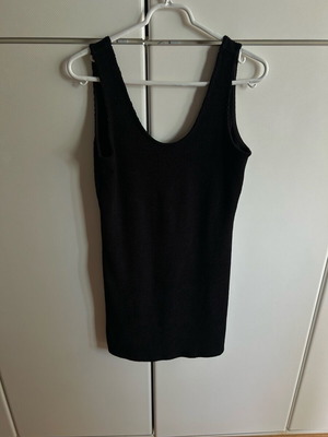 Stradivarius fitted black dress like new, size L