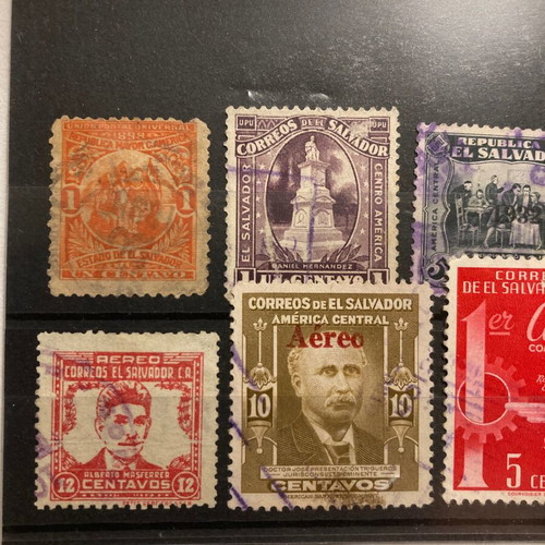 El Salvador 8 used sealed stamps