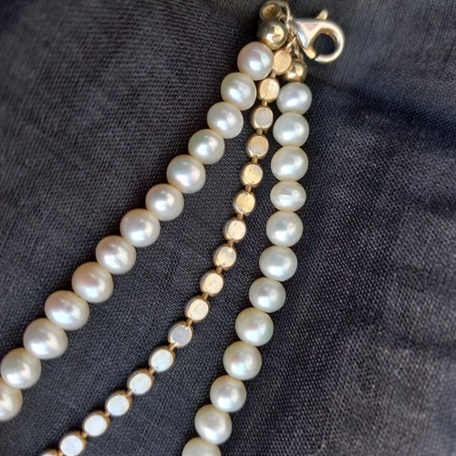 Bracelet pearls used