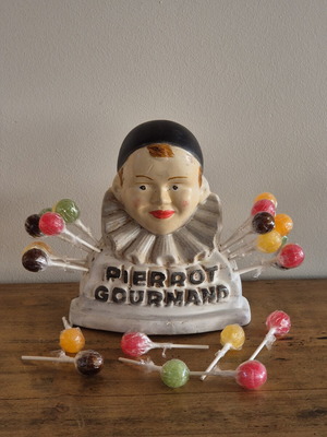 Pierrot Gourmand antique confectionery counter display bust