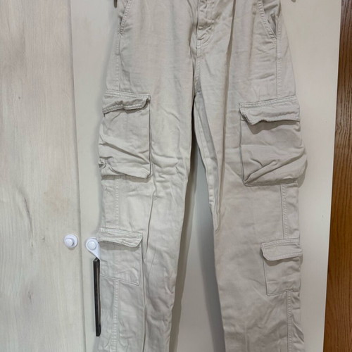 Cargo pants used beige color Stradivarius
