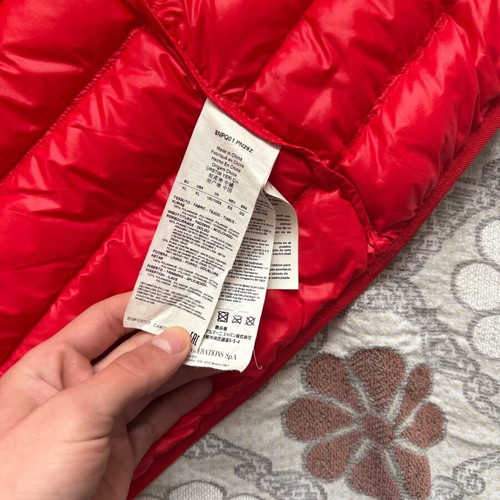 EA7 red sleeveless vest like new, size M