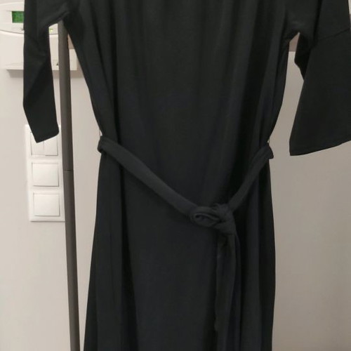 Benetton dress used, size M, black, loose fit with belt