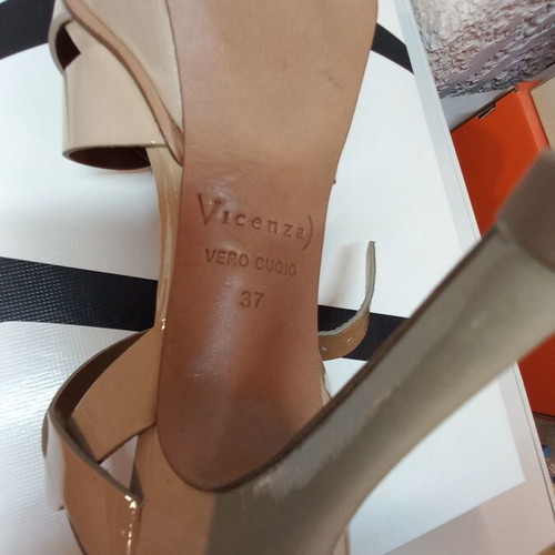 Vicenza women's summer sandals size 37 beige with 10cm heel like new