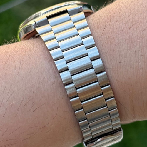 Seiko 5 Automatic Men's Watch Steel Sapphire Crystal Like New