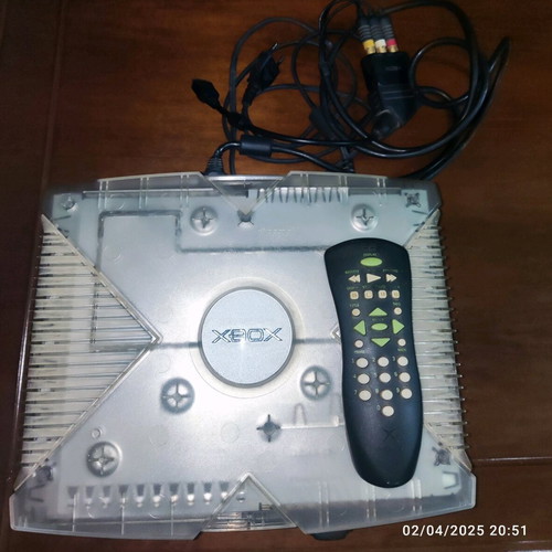 Microsoft Xbox Crystal Limited Edition like new, collectible original