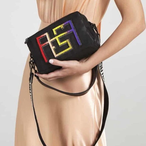 Ames shoulder bag like new, black multicolor, two straps