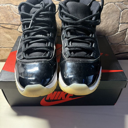Jordan 11 Jubilee sneakers size 42.5 used, black