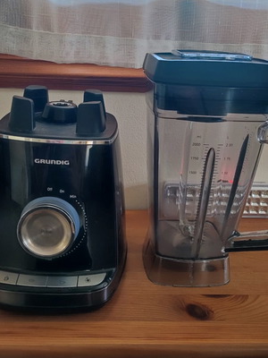 Grundig mixer like new