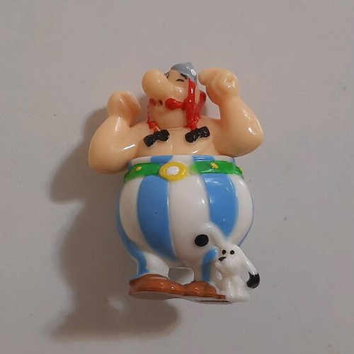 Asterix and Obelix figures set of 4 like new