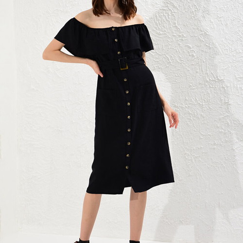 Dress like new black with buttons and ruffles on shoulders