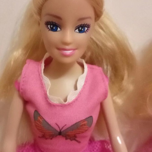 Dolls pack of 11 like new