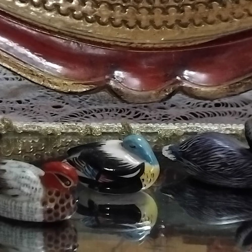 Vintage handmade bird miniatures set of 3, like new, wood and ceramic