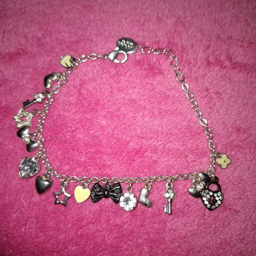 Bracelet Claire's like new