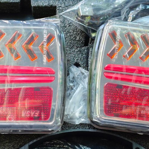 LED Wireless Magnetic Trailer Rear Lights Kit new