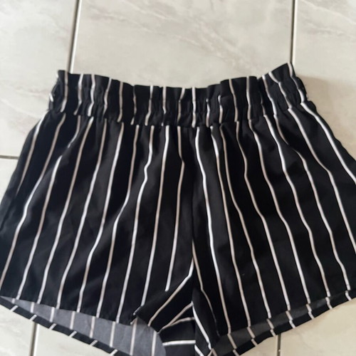 Shein women's shorts new, size large, black and white