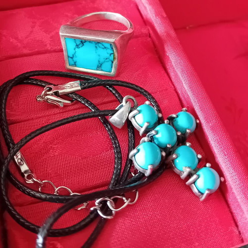 Silver 925 jewelry set with turquoise ring and cross necklace