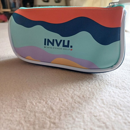 Invu Kids Sunglasses K2302K polarized green like new for 0-3 years