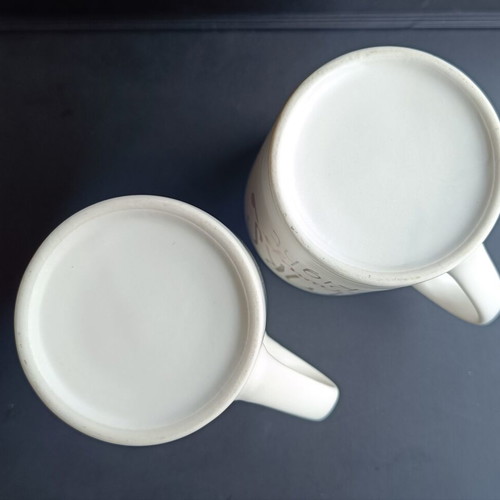 Mr Right & Mrs Always Right mug set like new