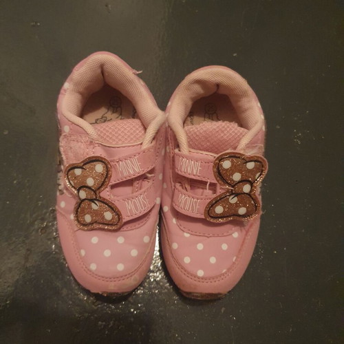 Minnie Mouse children's shoes used, size 21, pink