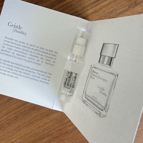 Maison Francis Kurkdjian Gentle Fluidity Silver Eau de Parfum 2ml tester