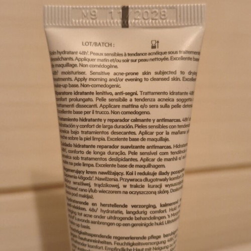 Svr Hydra Sebiaclear Repairing Moisturizer like new for acne prone skin